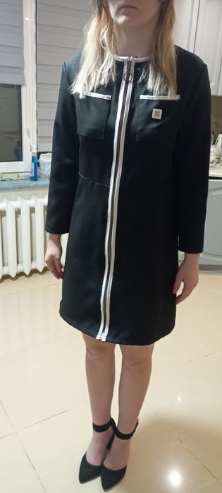 Плаття чорне на замочку