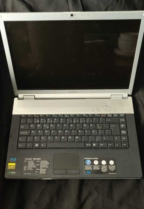 Portáteis Sony e Toshiba (para peças)