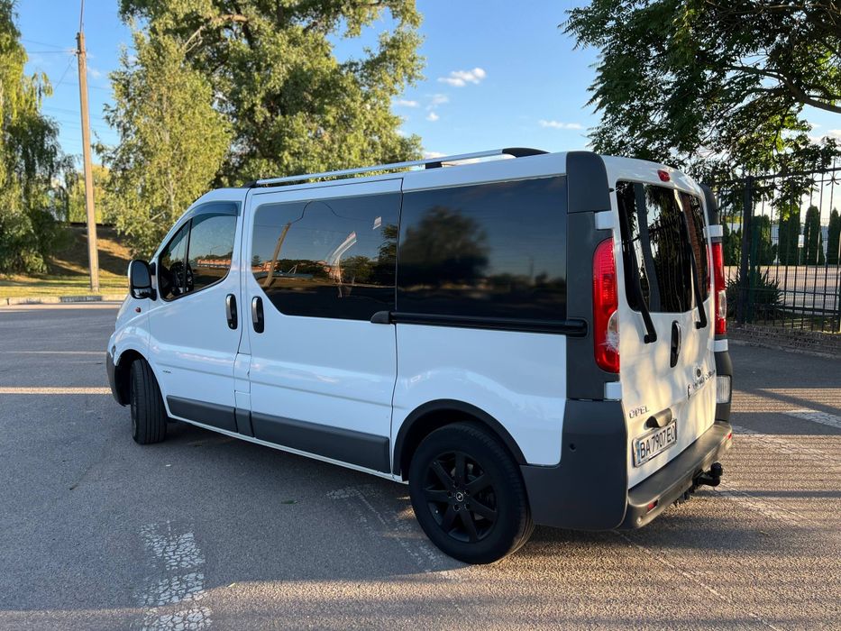 Продам OPEL Vivaro