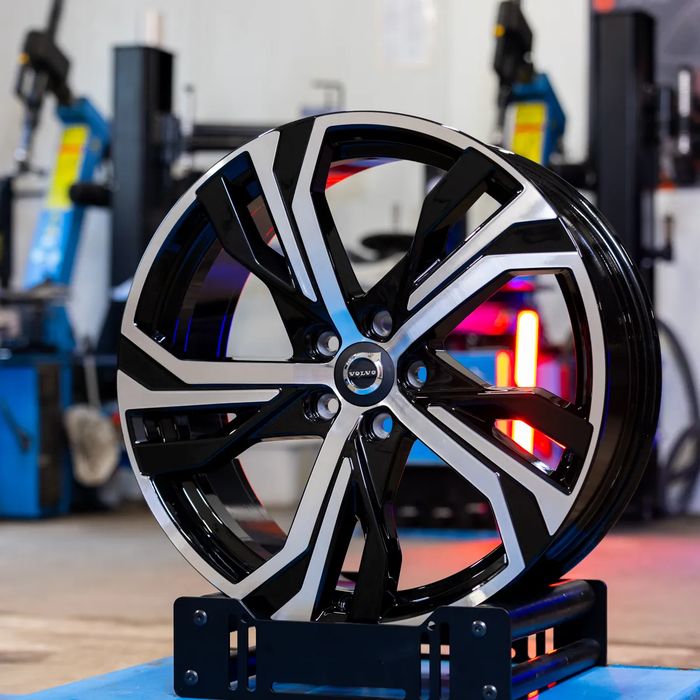 ORYGINALNE Felgi Volvo 19" XC90 XC70 XC60 XC40 V90 S90 V60 S60 V40 S40