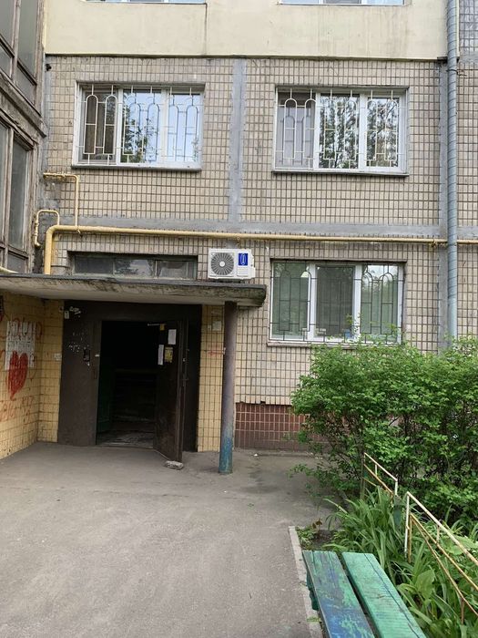 Офіс з автономним живленням! 45 м², вул. Кирилівська, 172 — Куренівка