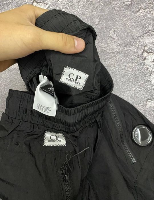 нейлонові штани CP. Company