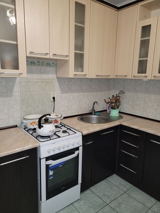 Оренда 1 км.кв.вул.Хоткевича(Дарницький),електронагрівачі,без  дітей