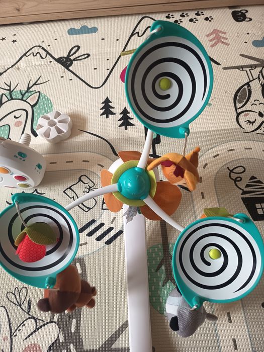 Muzyczna karuzela Tiny Love