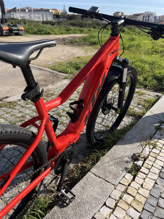 BICICLETA KTM MACINA RACE 592 de 2022 (48cm)