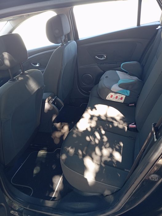 Renault Megane III Ler o anuncio — photo 3