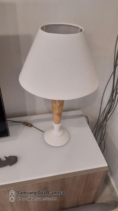 Candeeiro de mesa / sala423436679748659203