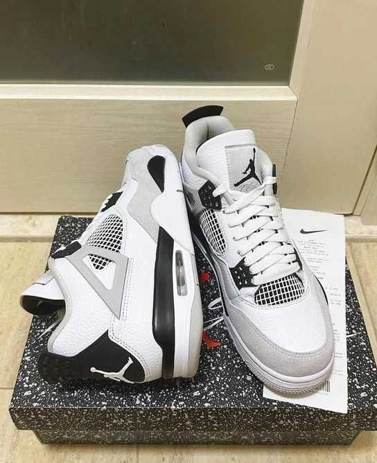 Jordan_4_Retro_Military_Black R.44.5