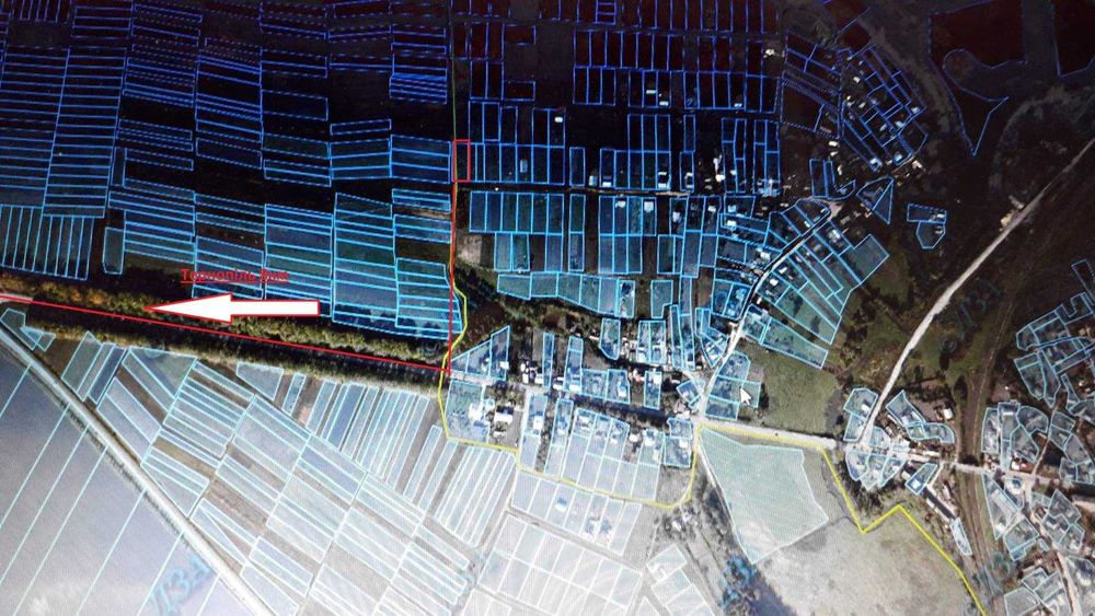 Продаю земельну ділянку с.Великі Бірки