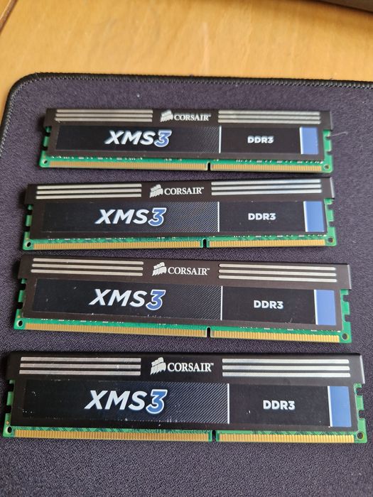 Corsair ddr3 1600 16gb(4по4гб)  память для системного блока
