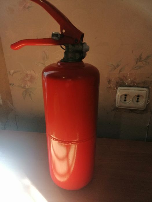 Вогнегасник порошковий ВП-2(3)