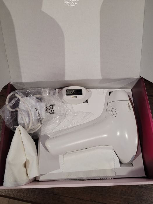 Фотоепілятор Phillips  Lumea Advanced SC1997/00