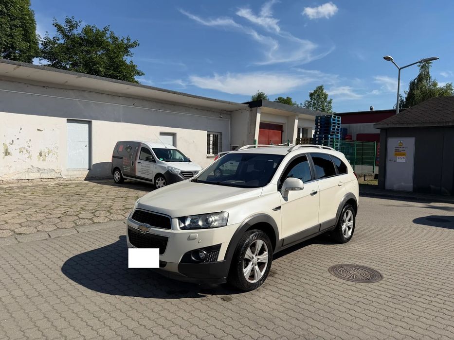Chevrolet Captiva Salonowy 2FWD 7-osobowy