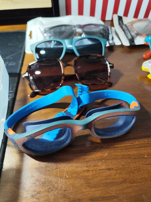 Óculos Variados (Sol, 3D e Natação)