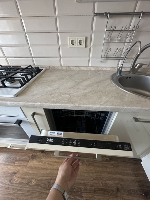 Продам 4 комнатную квартиру 80 м2, Св Рихтера ПриватБанк єВідновлення