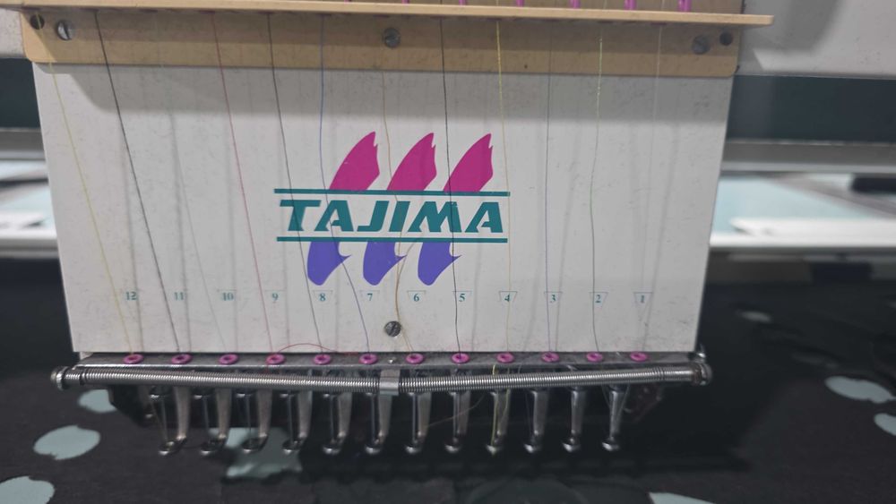 Maquina de bordar tajima 12 agulhas