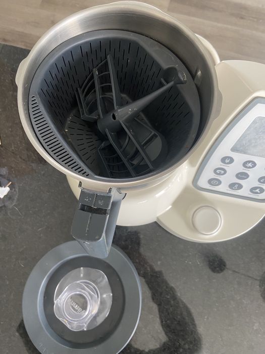 Yämmi 1° geração