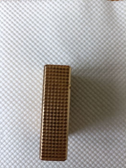 Isqueiro Dupont em ouro