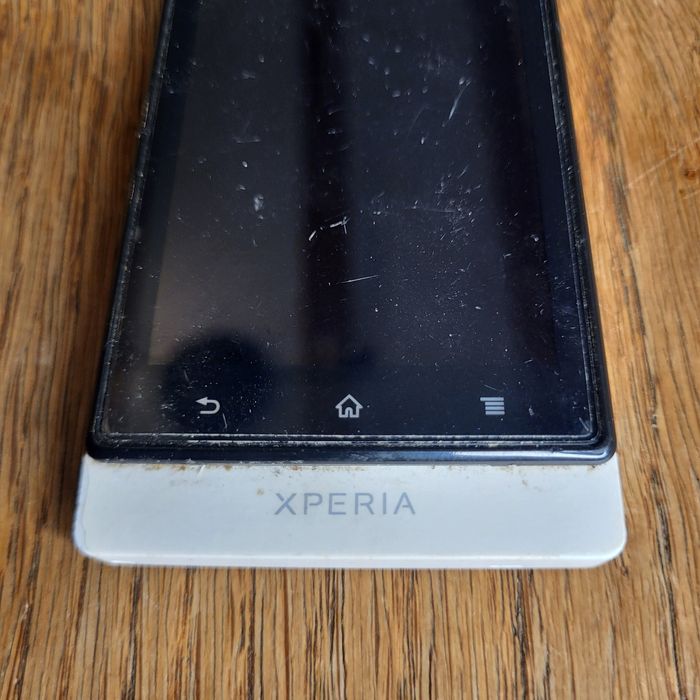 Stara telefon Sony Xperia MT27i ¹⁹³