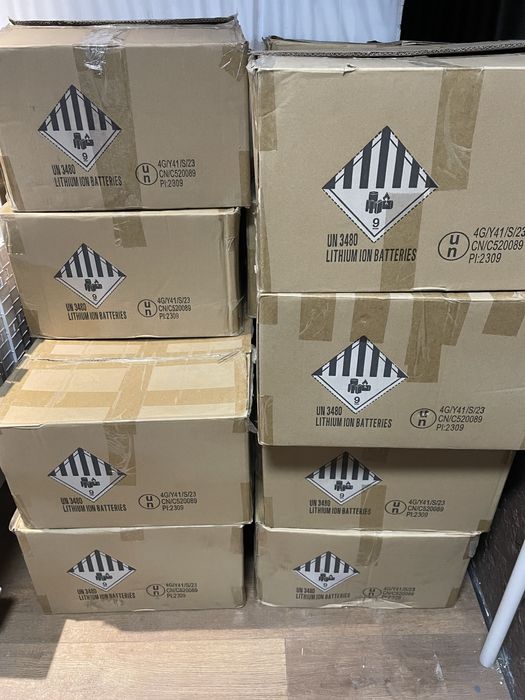 Акумуляторні комірки Літій-іонні