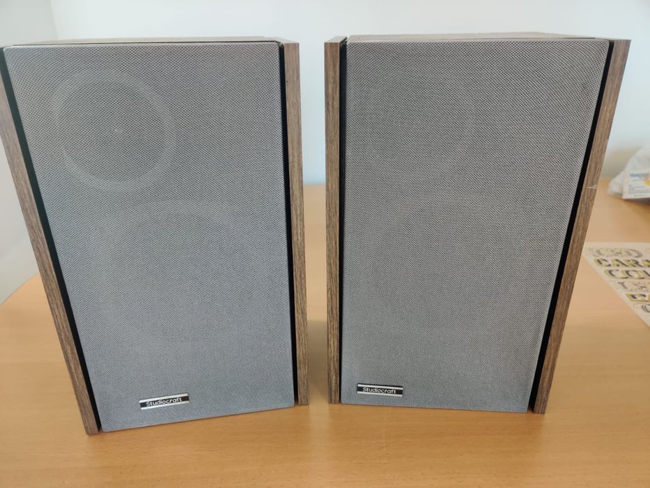 Kolumny z głośnikami Bose komplet