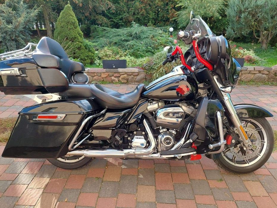 Harley Davidson FLH - sprzedam lub zamienie na mniejszy motocykl lub samochód