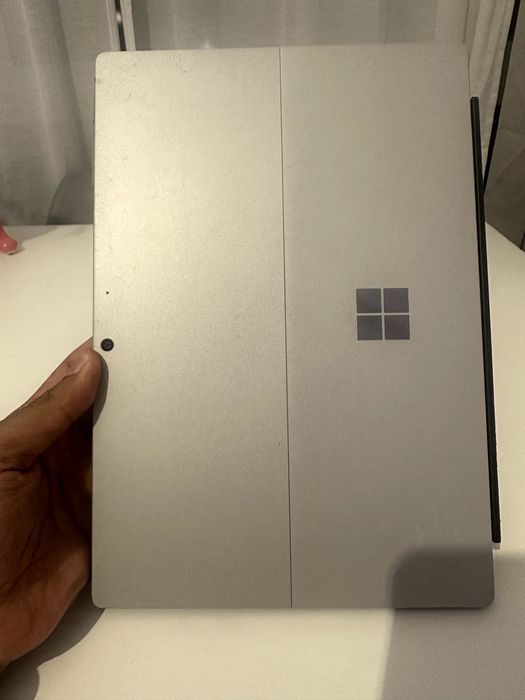 Surface pro 7+  i7 512GB/ 16GB - 370€