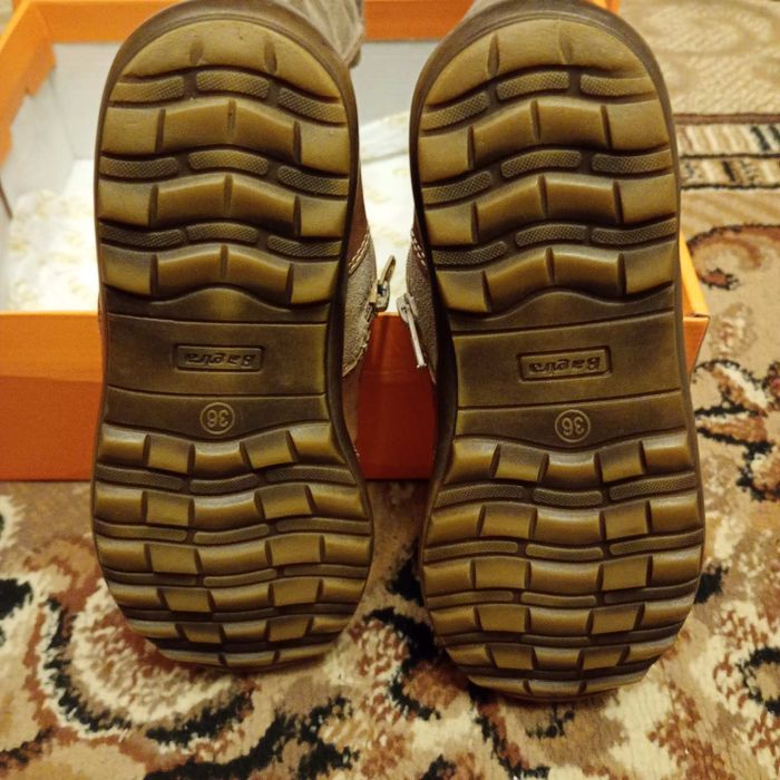 Продам взуття 36розмір багіра