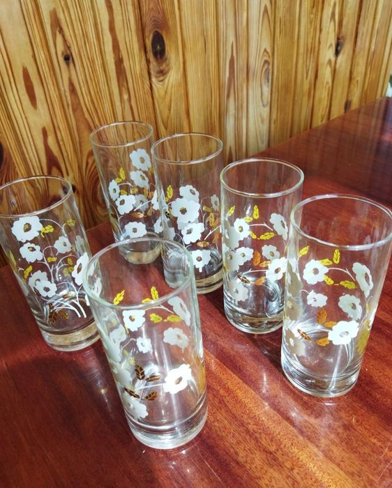 Стаканы с рисунком стеклянные новые 5 штук