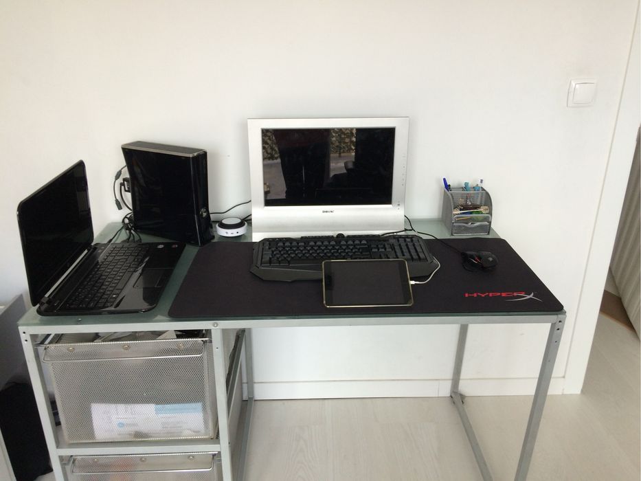 Secretaria vidro