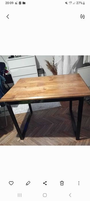 Sprzedam stół w dobrym stanie