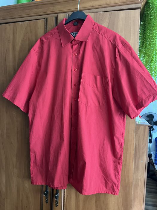 Czerwona koszula męska na krótki rękaw