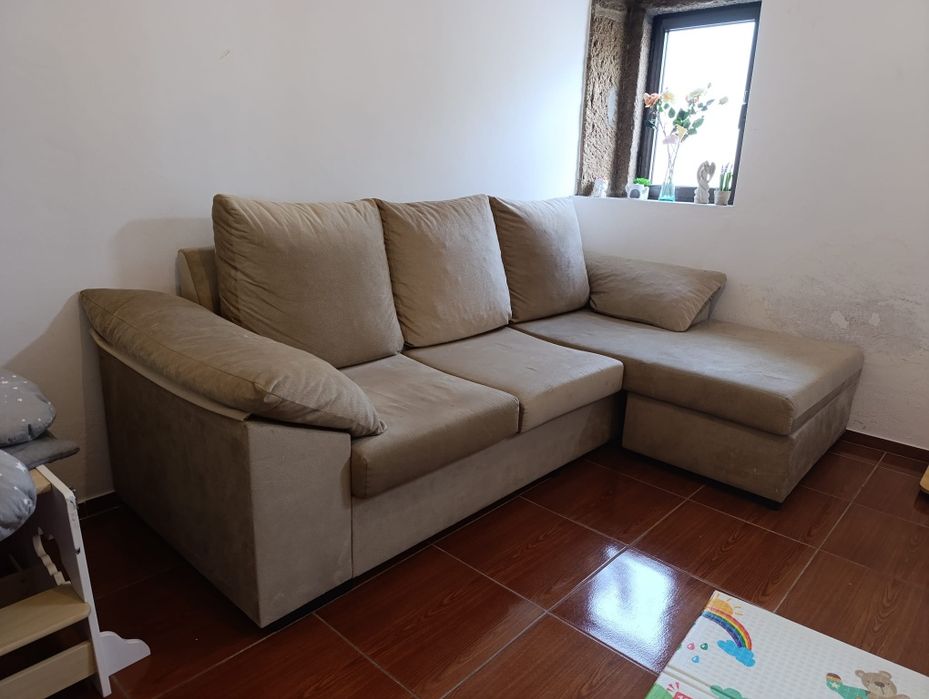 Sofá com Chaise Longue Bege | Excelente Estado