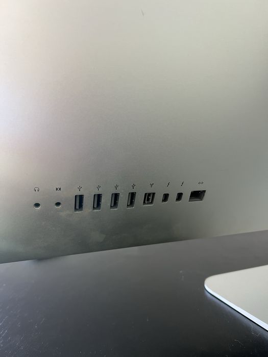 iMac 27" Mid 2011504574093213061126