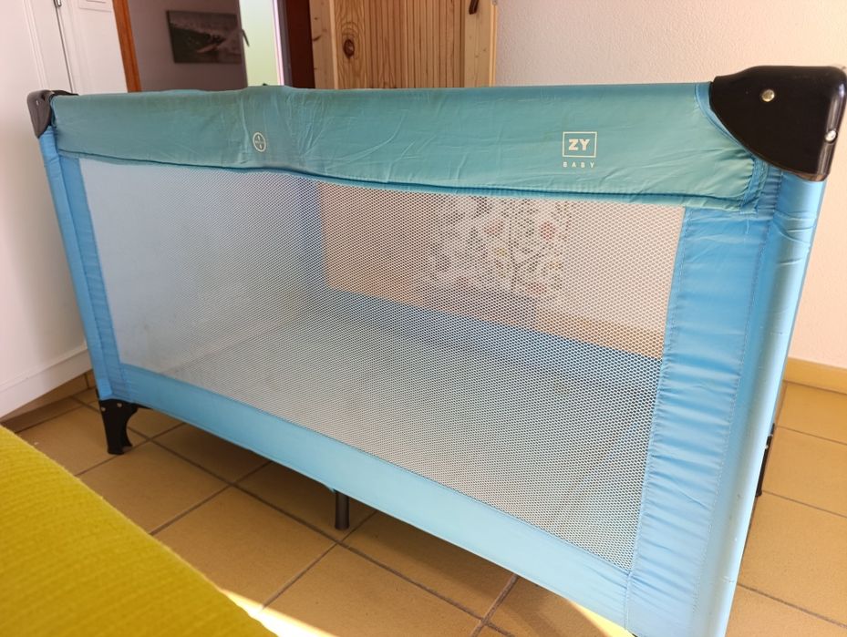 Cama de bebê Zippy