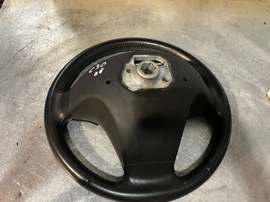 VOLANTE EM PELE COM BOTÕES MULTIFUNÇÕES VOLVO V50 C30 S40 II