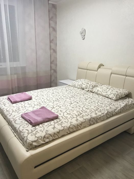 Сдается посуточно квартира на Софиевской Борщаговке,ЖК София, Резиденс