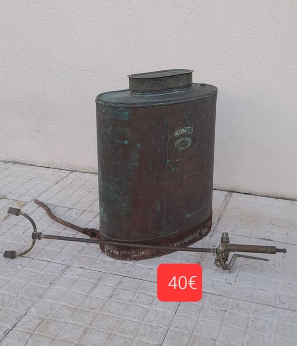 Vendo conforme o preço nas fotos ou em conjunto,  negociável.