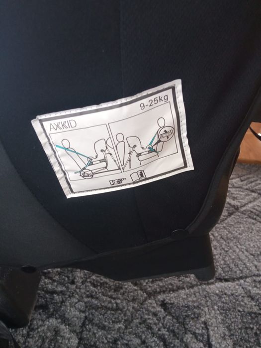 Fotelik samochodowy 9-25 kg