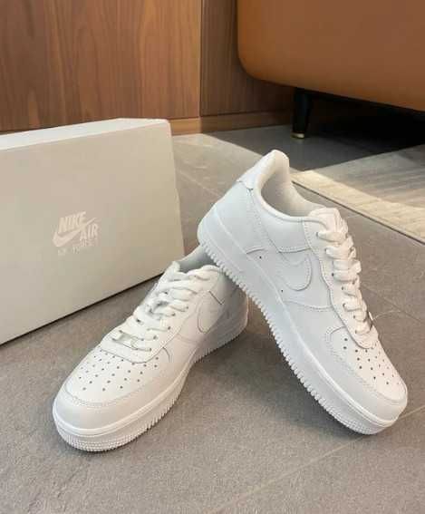 Nike Air Force 1 One All White 37.5