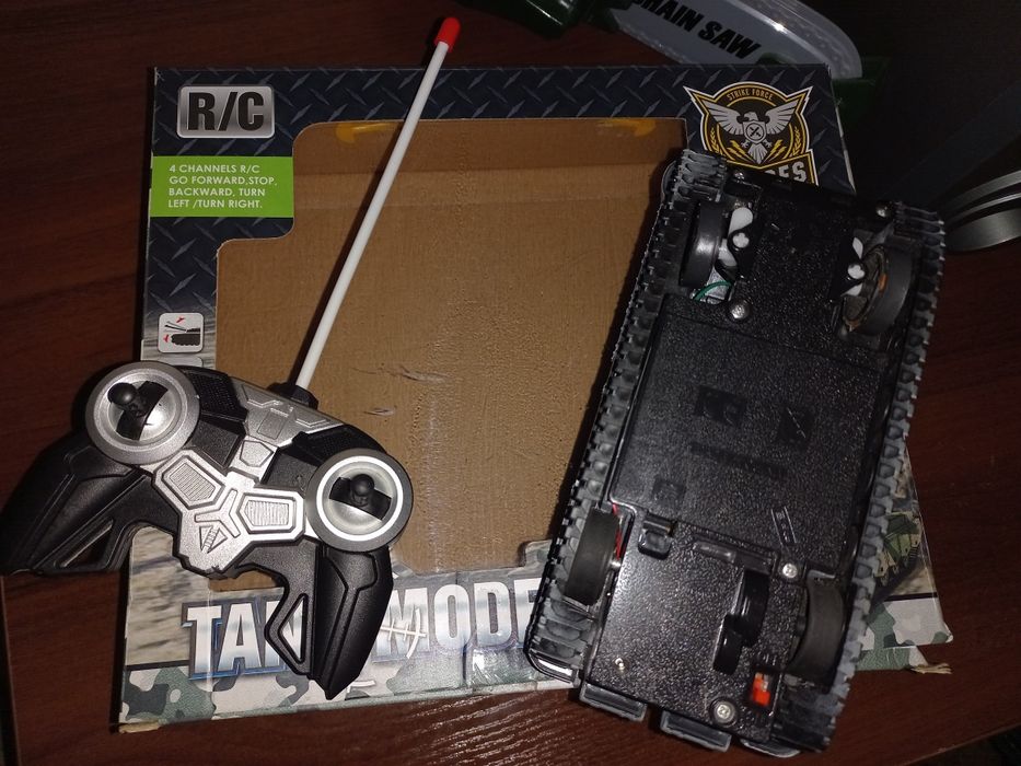 Танк на радіокеруванні