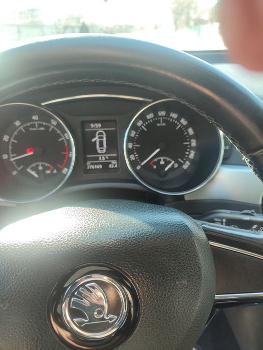 Skoda Superb 2014 VIN TMBAB43T3EB301028 фото оголошення 23 з 24