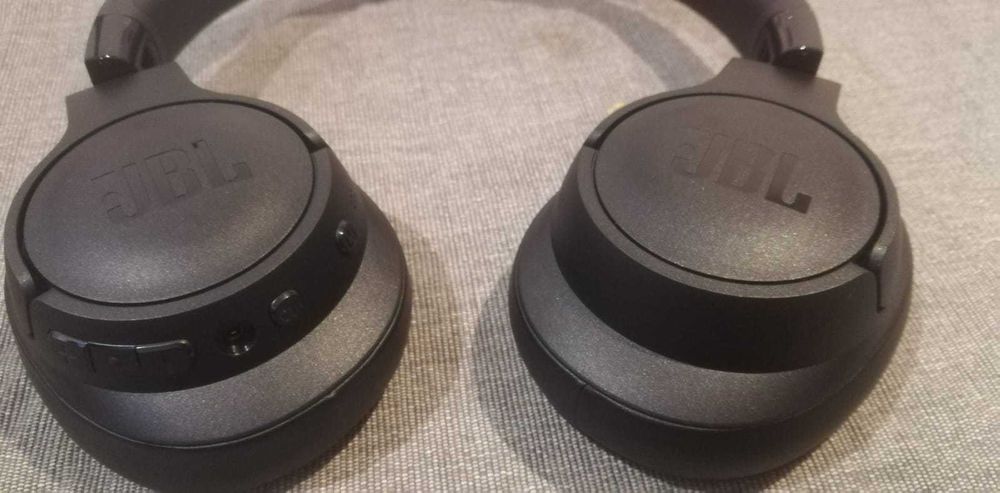 Auscultadores wireless noise canceling JBL TUNE 779
