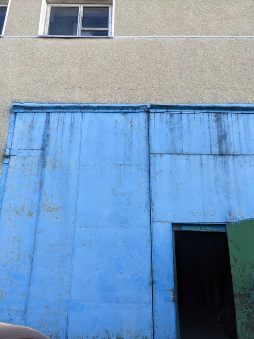 Виробниче приміщення 1500 м2 26 км. від Івано-Франківська