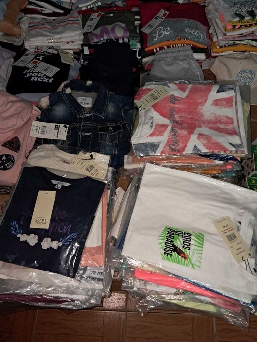 STOCK DE ROUPA NOVA – Excedente de stock