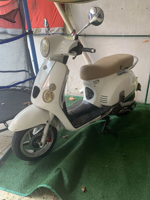 Scooter 125cc  4 tempos