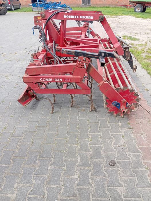 Agregat uprawowo siewny z hydropakiem