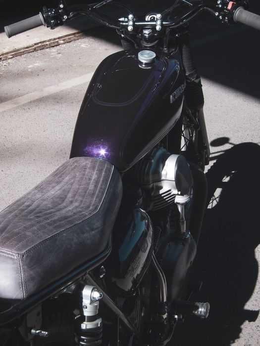 Kawasaki W650 Purple Rain