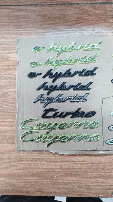 Porsche cayenne panamera шильдик e hybrid