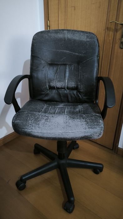 Cadeira de Escritório IKEA Moses (Para Restauro / Com Capa)